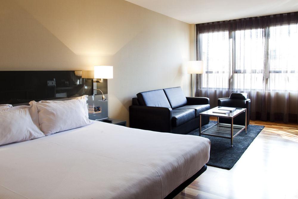 Ac Hotel Avenida De America By Marriott Madrid Luaran gambar