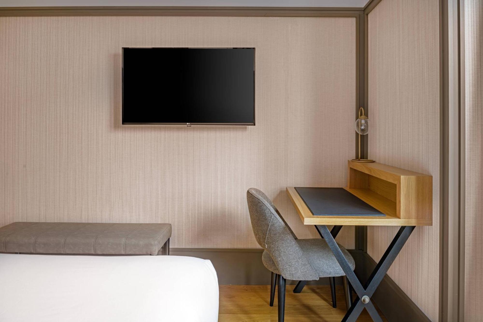 Ac Hotel Avenida De America By Marriott Madrid Luaran gambar