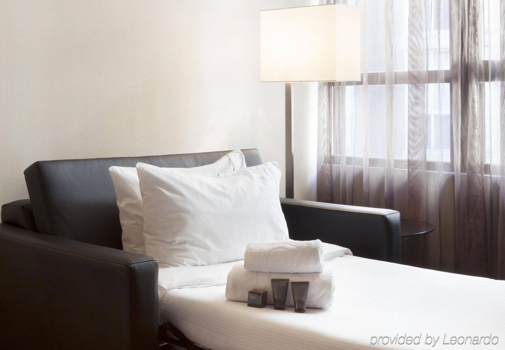 Ac Hotel Avenida De America By Marriott Madrid Luaran gambar